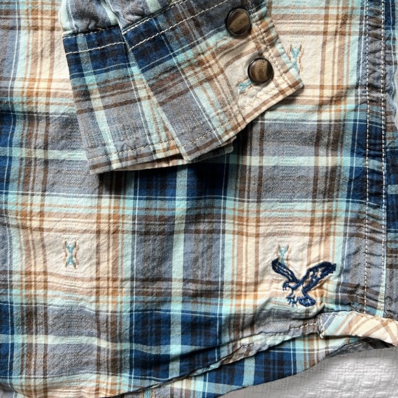 American Eagle button up - Picture 3 of 4